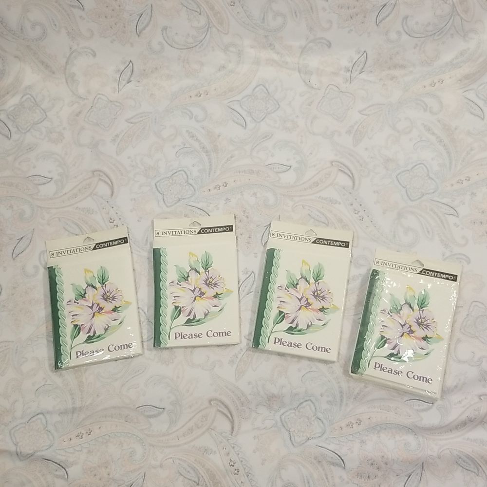 New 4 Packs of 8 Invitation Cards 32 Total